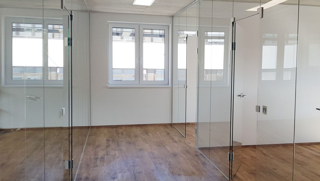 Fenster- und Glasfassadenreinigung in Tirol